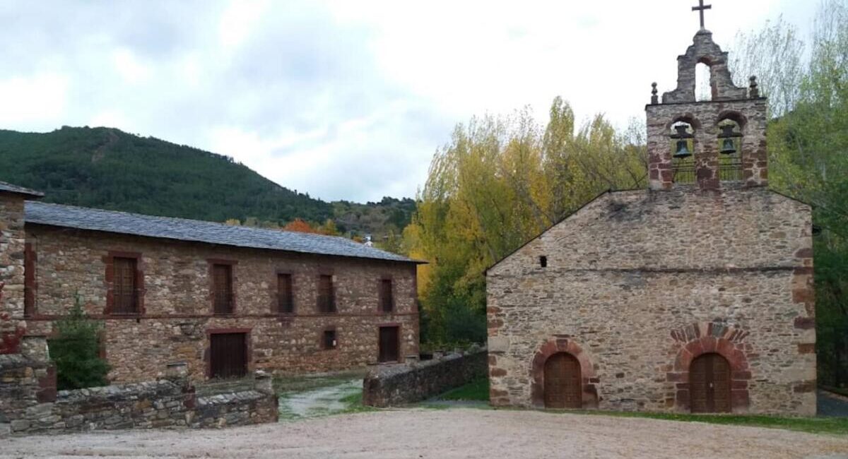 mosteiro de Xagoaza e igrexa de San Miguel de Xagoaza, O Barco de Valdeorras
